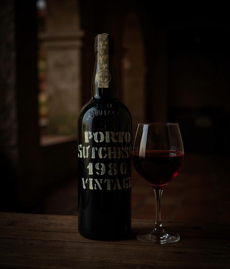 Hutcheson Porto Vintage 1980 bottle detail view